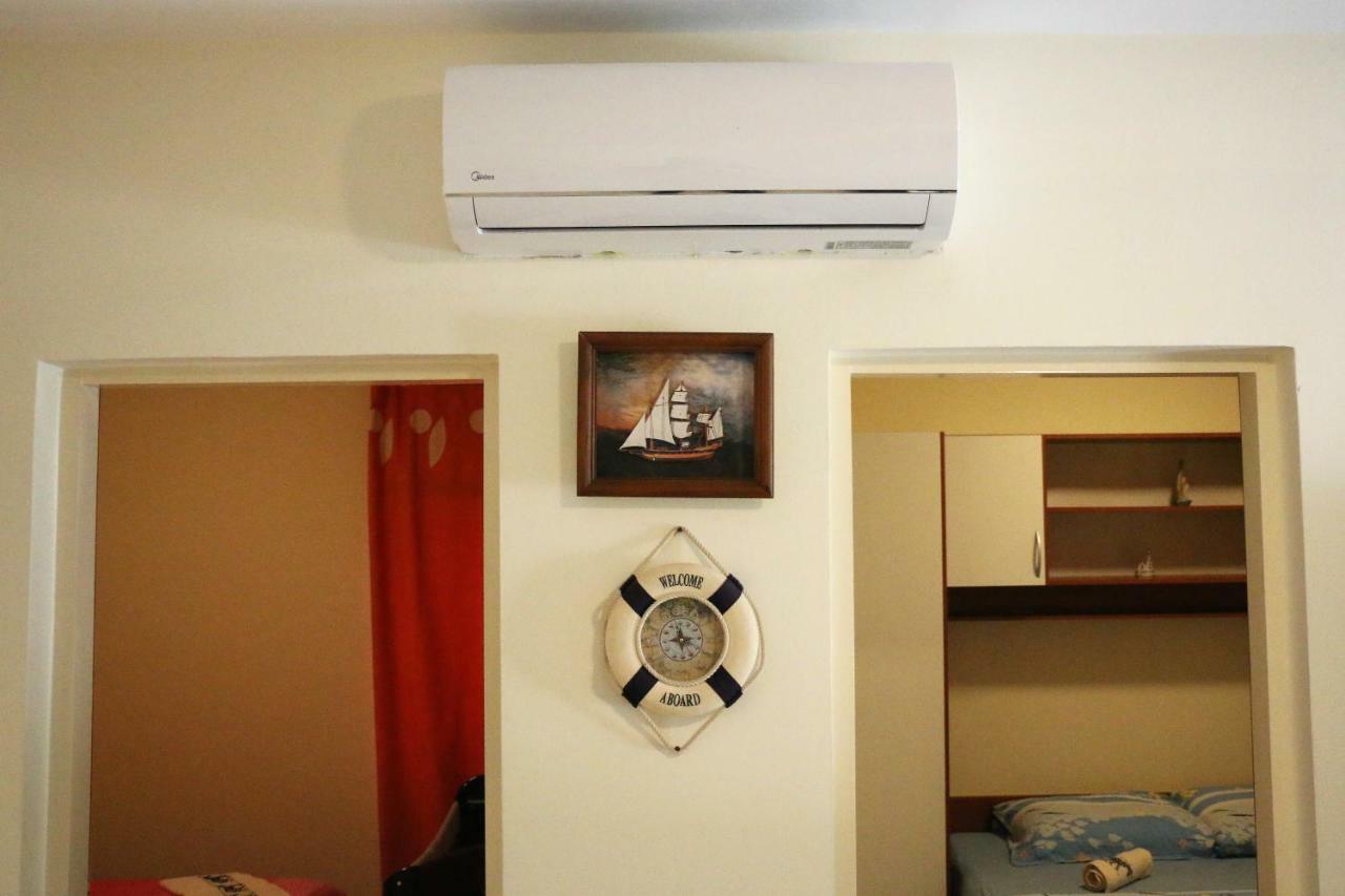 Apartments Vir Delfin Екстериор снимка